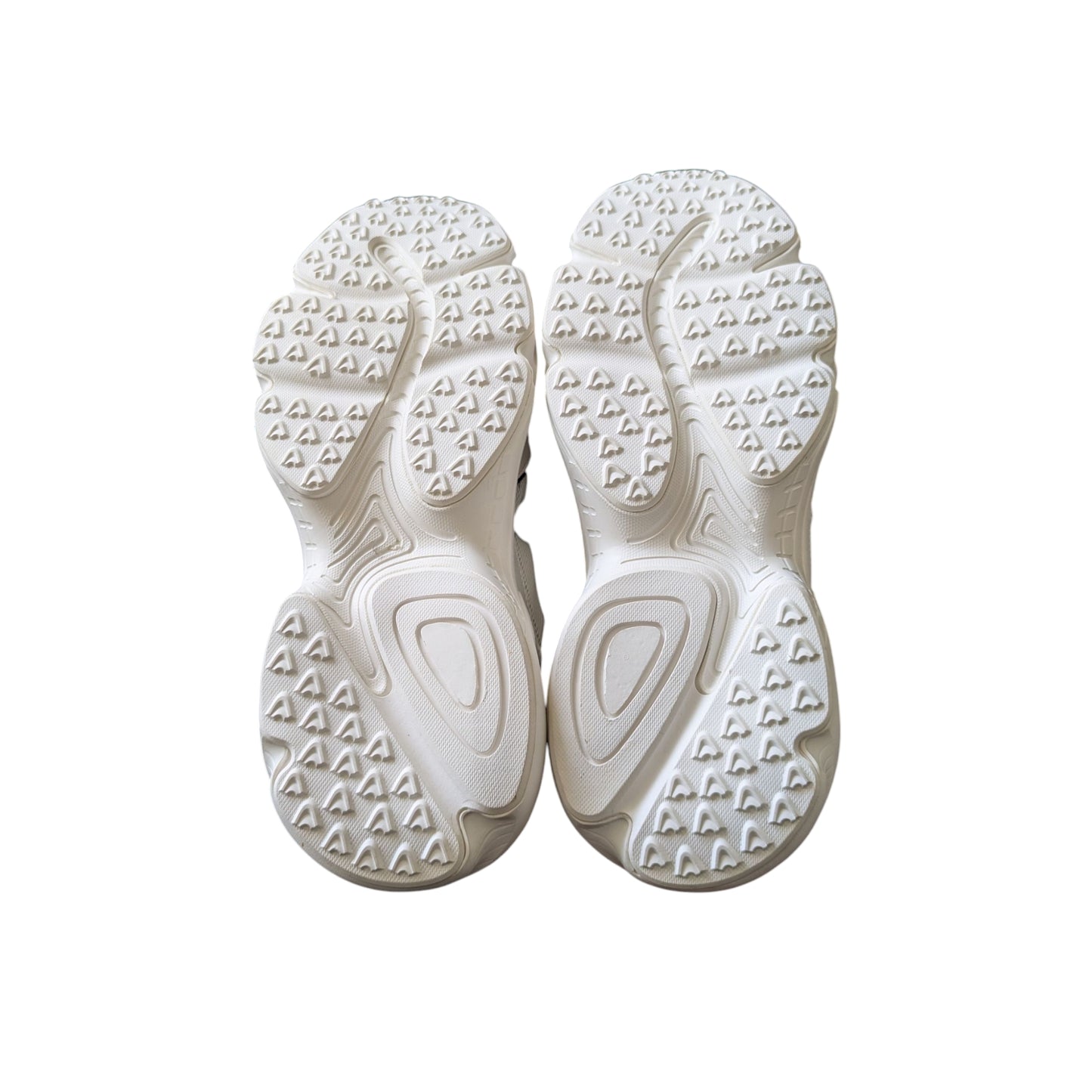 Aje Athletica Grip Rope Sneaker