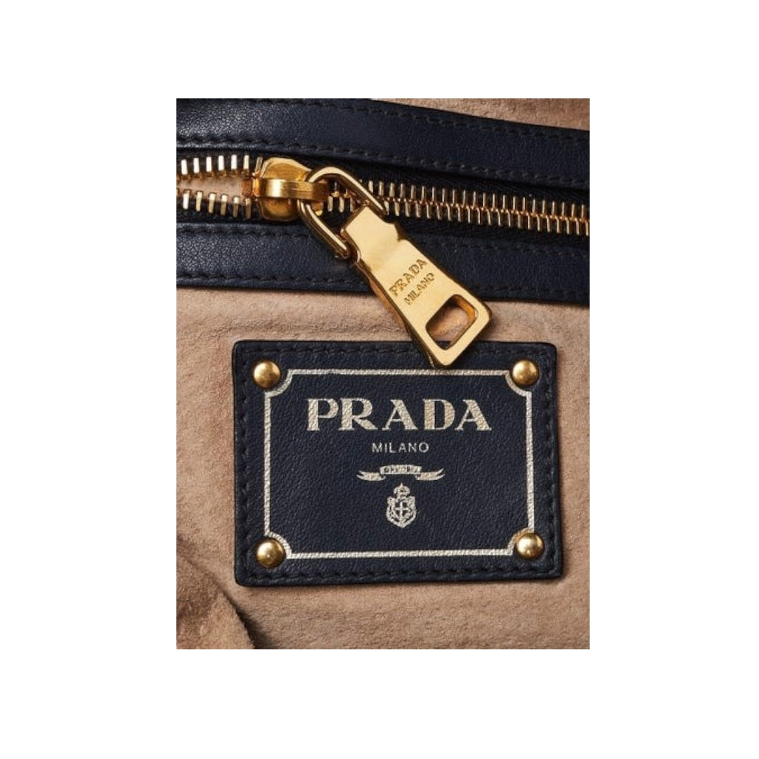 Prada Sacca Soft Calf Leather Handbag - (Authenticated)