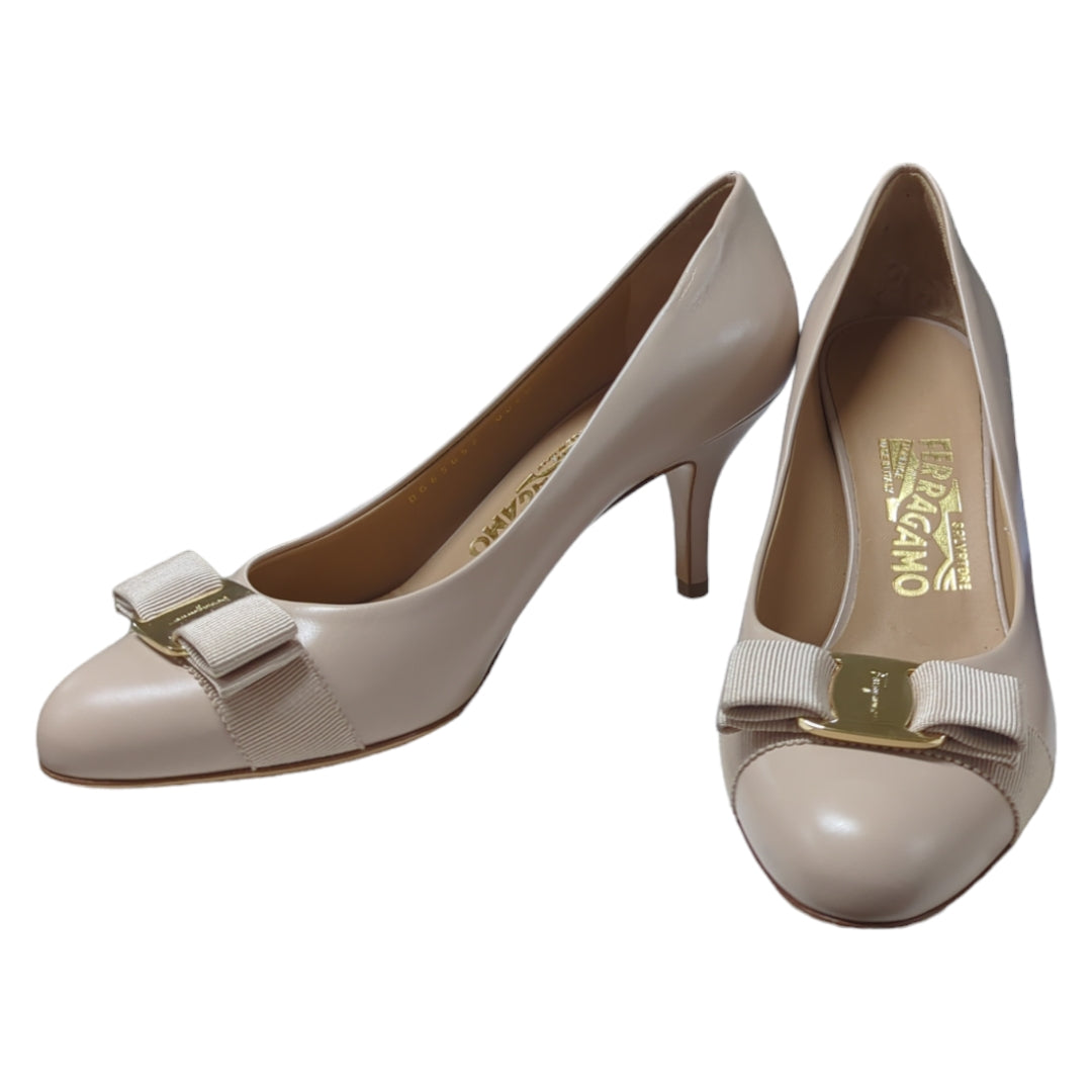 Salvator Ferragamo Nude Leather Vara Bow Pumps